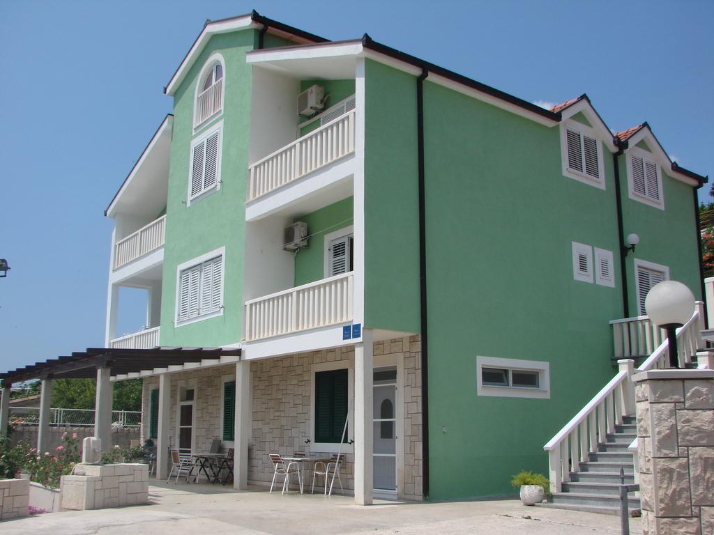 Villa Solo โพลเช ภายนอก รูปภาพ
